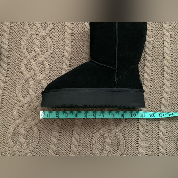 Ugg Inspired Platform Boots NWOT - Picture 10 of 10